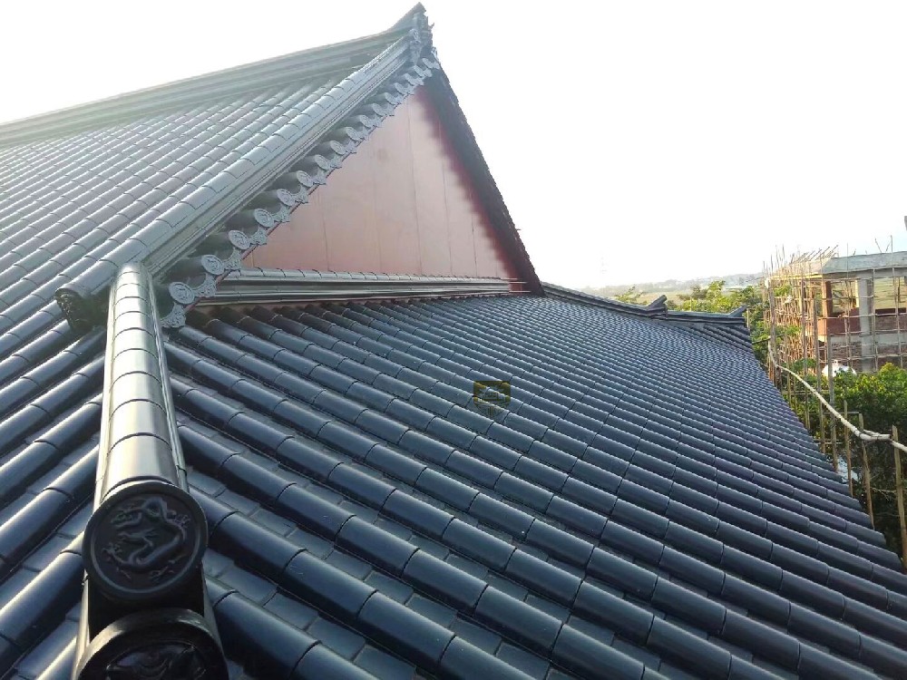 海南某寺庙屋面瓦铝瓦安装工程