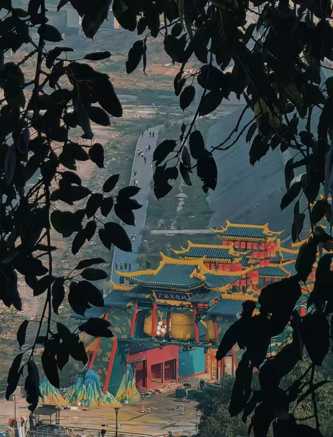 1755511197416164.jpg 鹏航金属瓦